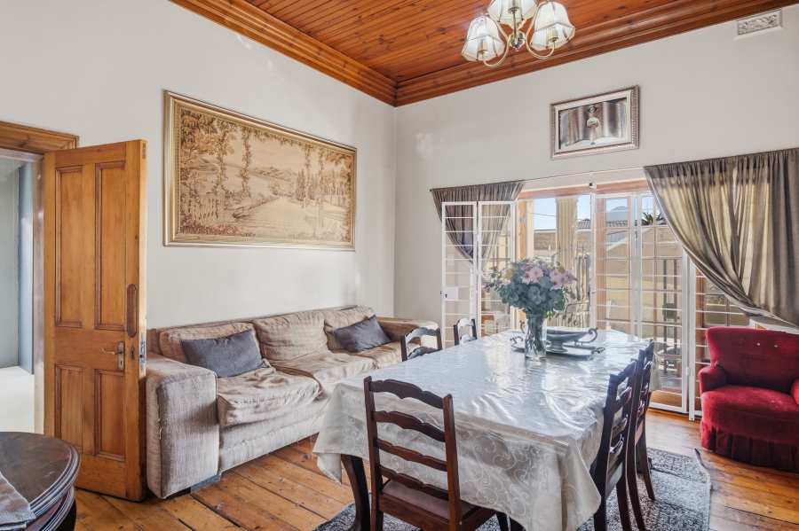 8 Bedroom Property for Sale in Walmer Estate Western Cape